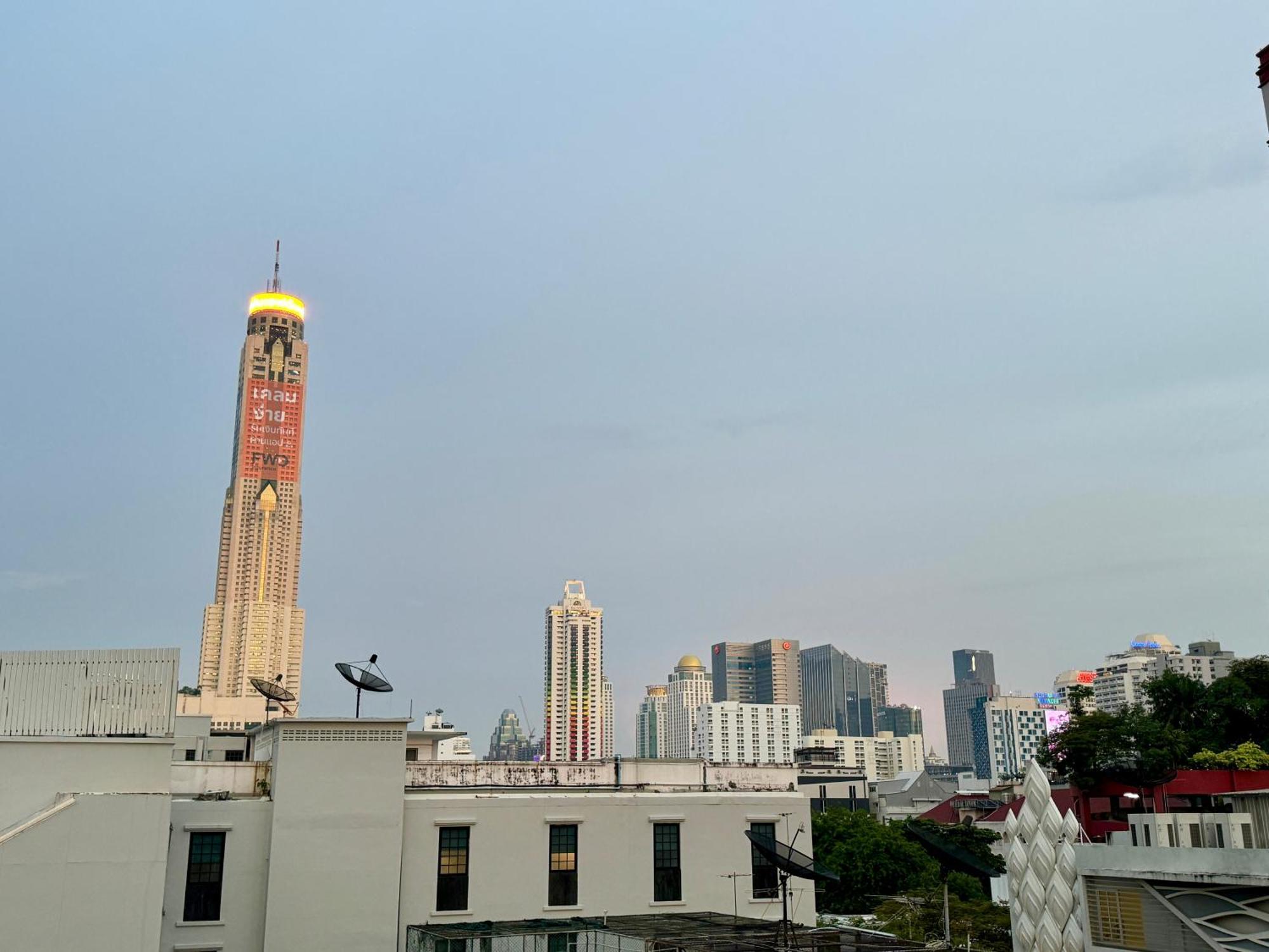 Avalan Phayathai Airport Link Bangkok Eksteriør billede